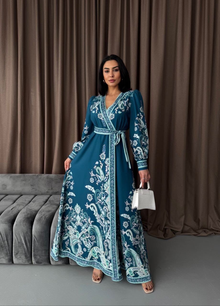 IMG_8786 فستان ماكسي مطبوع أنيق من قطن أطلس مع حزام — للأناقة المترفة - الصورة 1