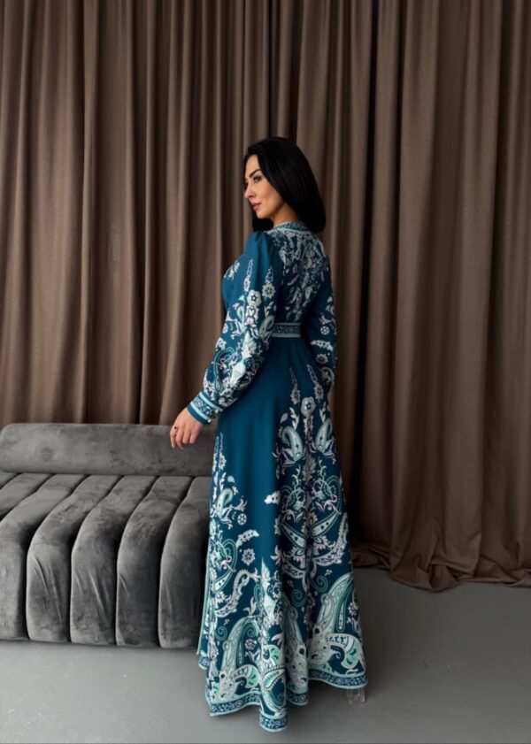 فستان ماكسي مطبوع أنيق من قطن أطلس مع حزام — للأناقة المترفة - الصورة 5