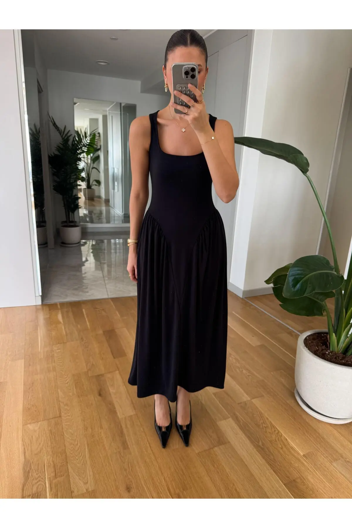 IMG_1170 Cotton Daily Midi Dress – Sleeveless Casual Elegance - Image 1